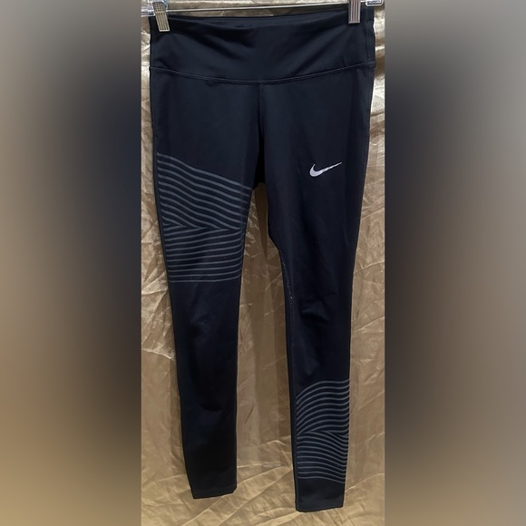 Nike leggings - Picture 1 of 6